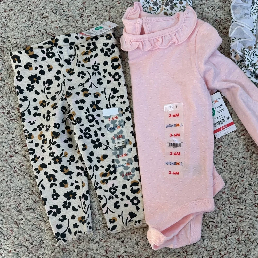 3-6 month baby girl lot of new clothes - Picture 2 of 7